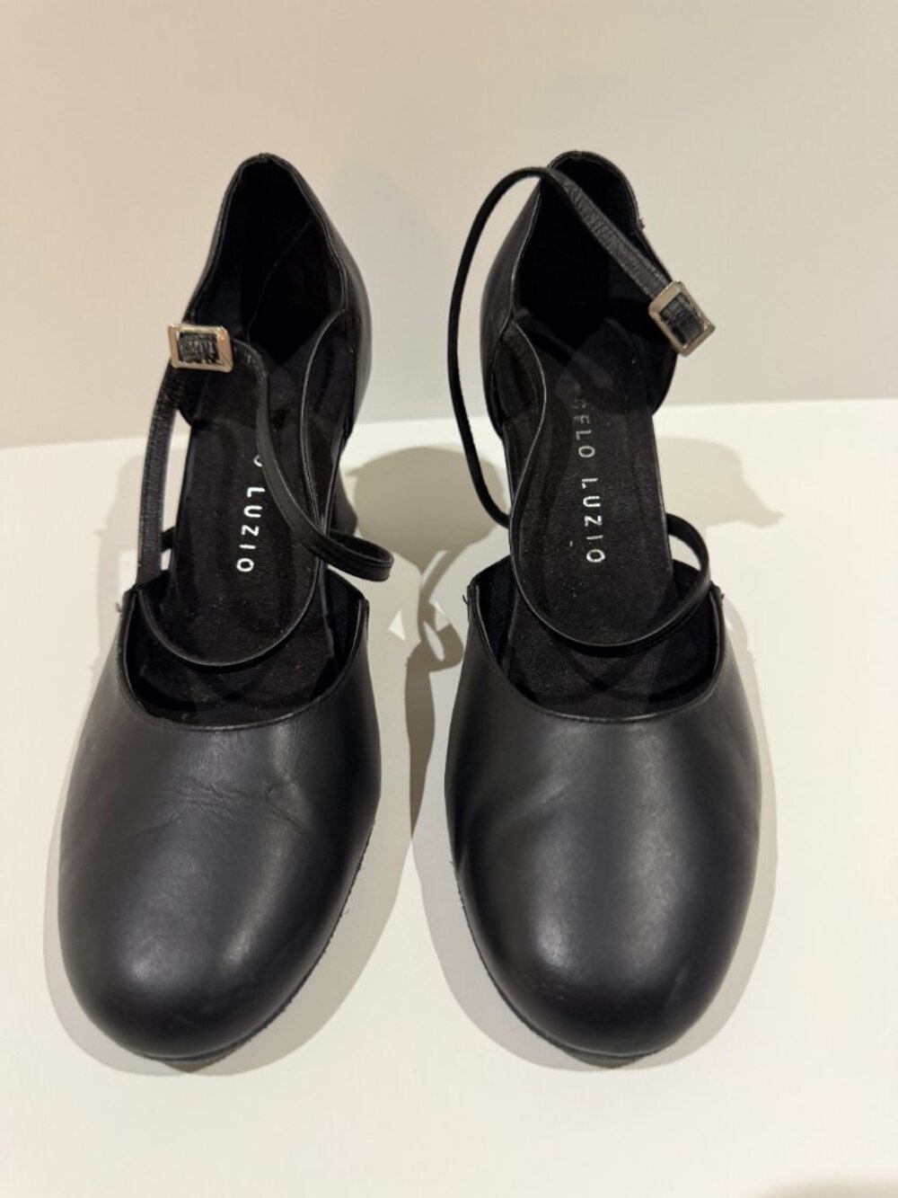 Cello Luzio Black Leather Ballroom Dance Shoes Heels Size 8.5B